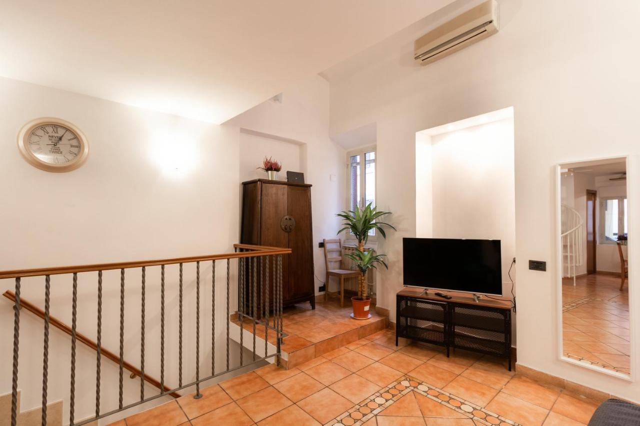 Trastevere Four Seasons Trilussa 1 Apartment Rom